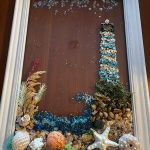 3-D HANDMADE OCEAN AND LIGHTHOUSE SCENE SET IN RESIN ON GLASS